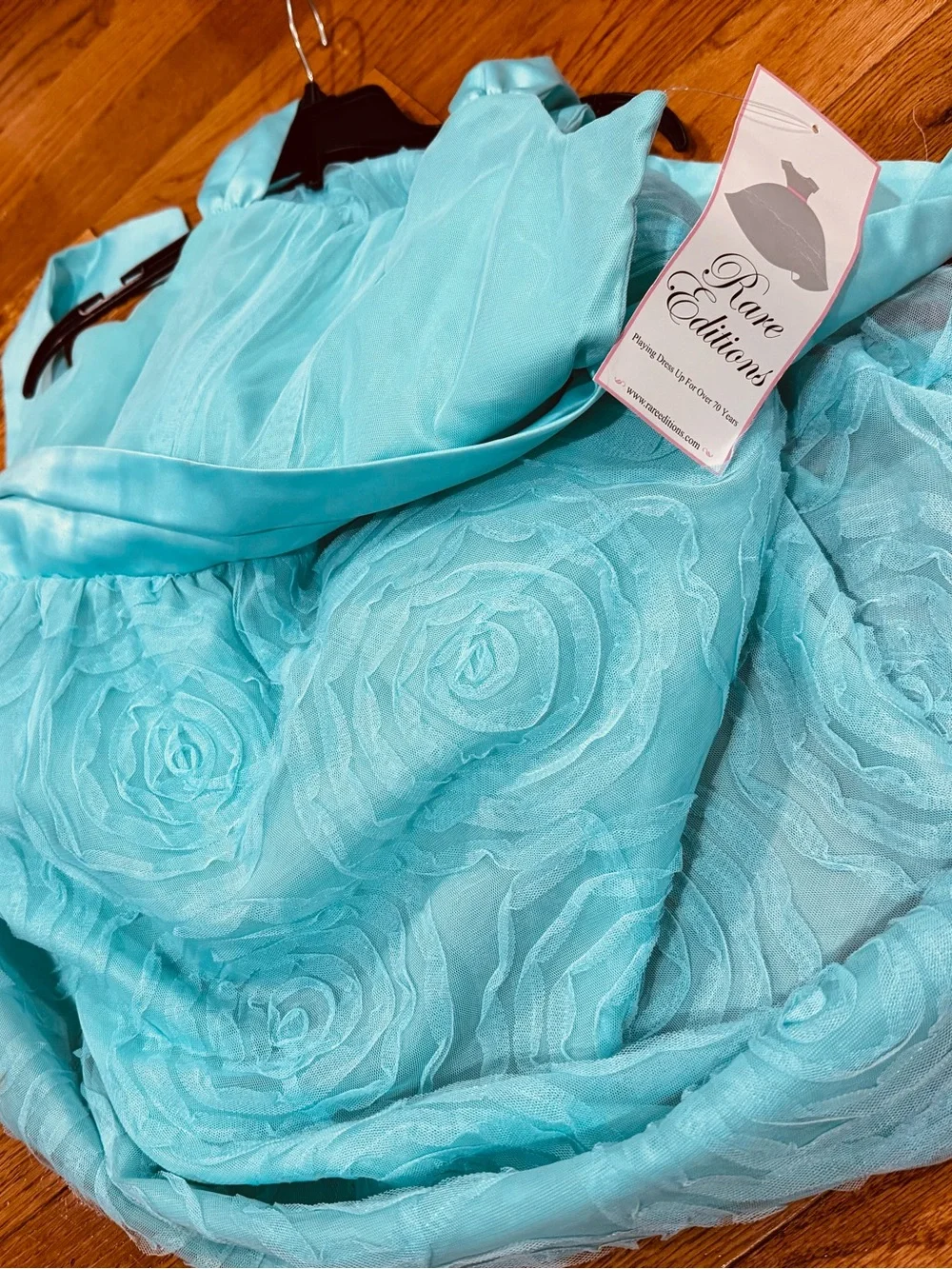 Rare Editions sleeveless formal